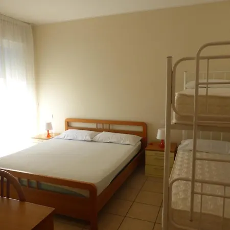 Aparthotel Playa *